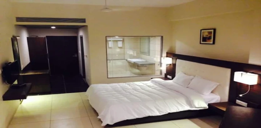 Hotel Lake View